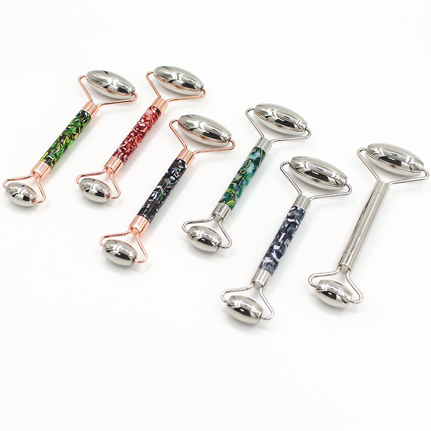 Acetate Handle Facial Roller In use
